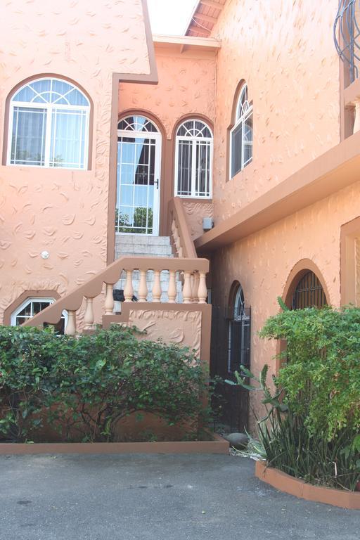 Cozy Apartment Kingston Ngoại thất bức ảnh